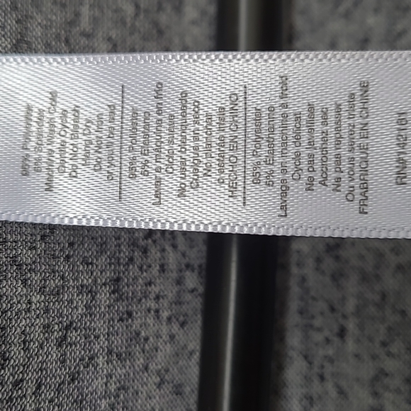 Lularoe Elizabeth Tunic - Picture 5 of 6